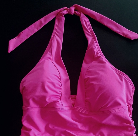 💖ATHLETA Flattering Halter Swim or Yoga Top - Picture 7 of 8